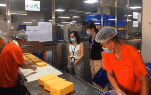 小學午餐面包生產日期 玩穿越 嚴查