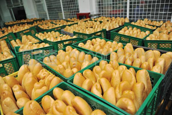 面包工廠生產(chǎn)
